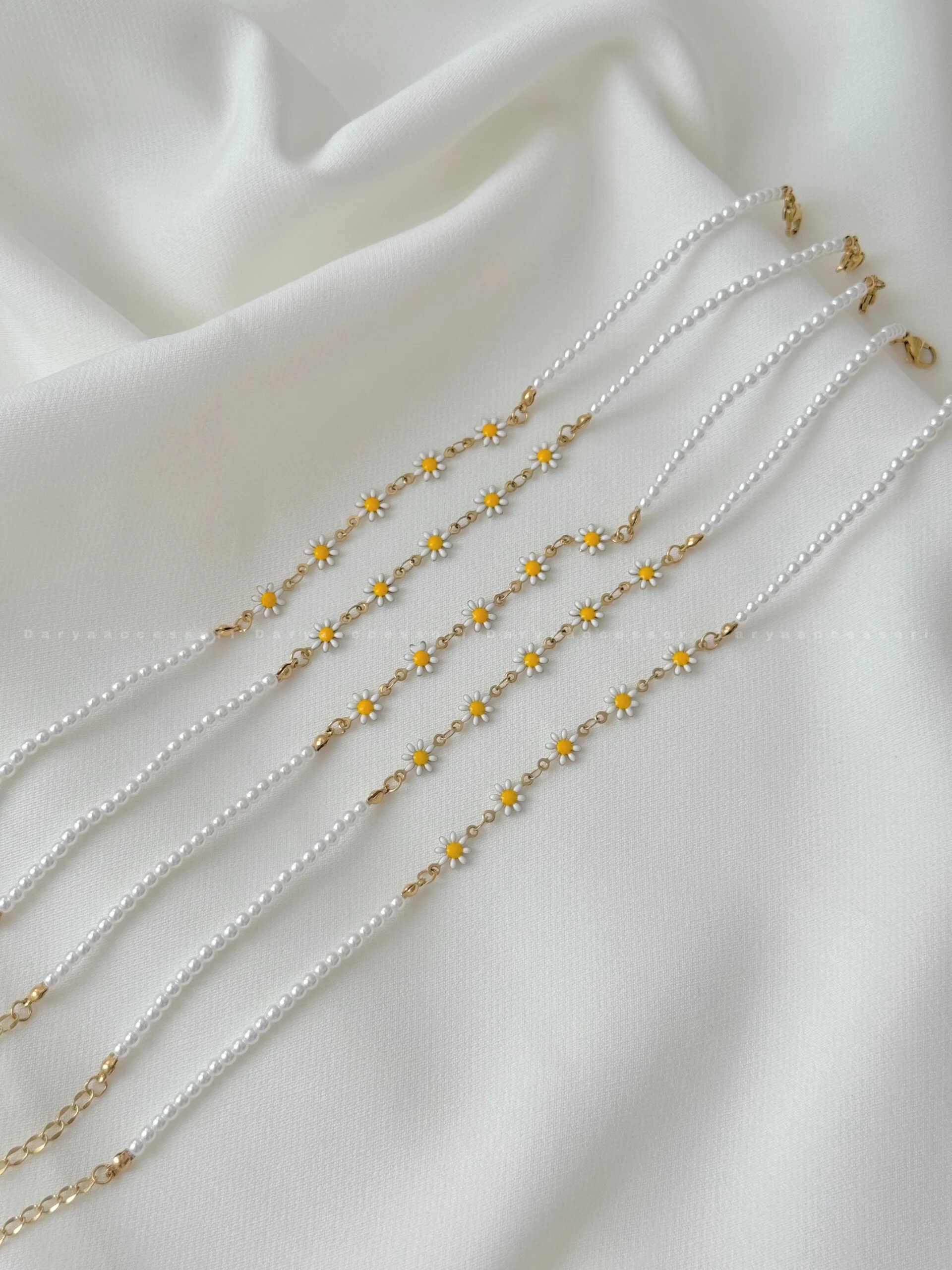 6CE47455-3151-4357-BFD5-BFC8045B240F پابند-بابونه-مروارید2251 - Image 1