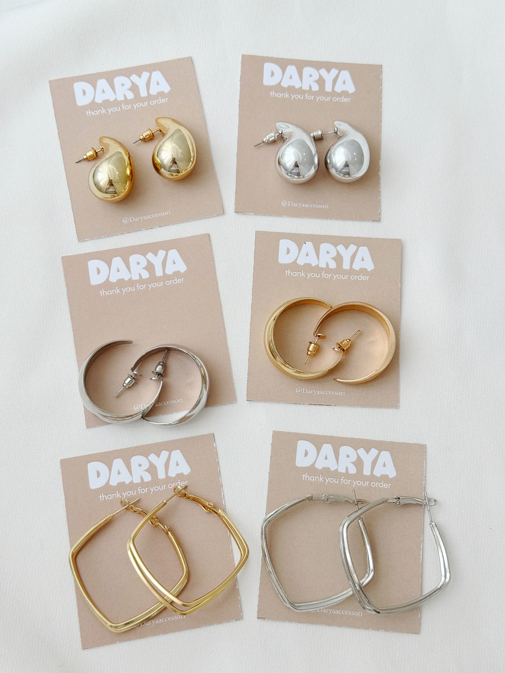 9BE3C7BF-624B-4971-992A-B50E547F232E گوشواره-جشنواره-ای 2268 - Image 1