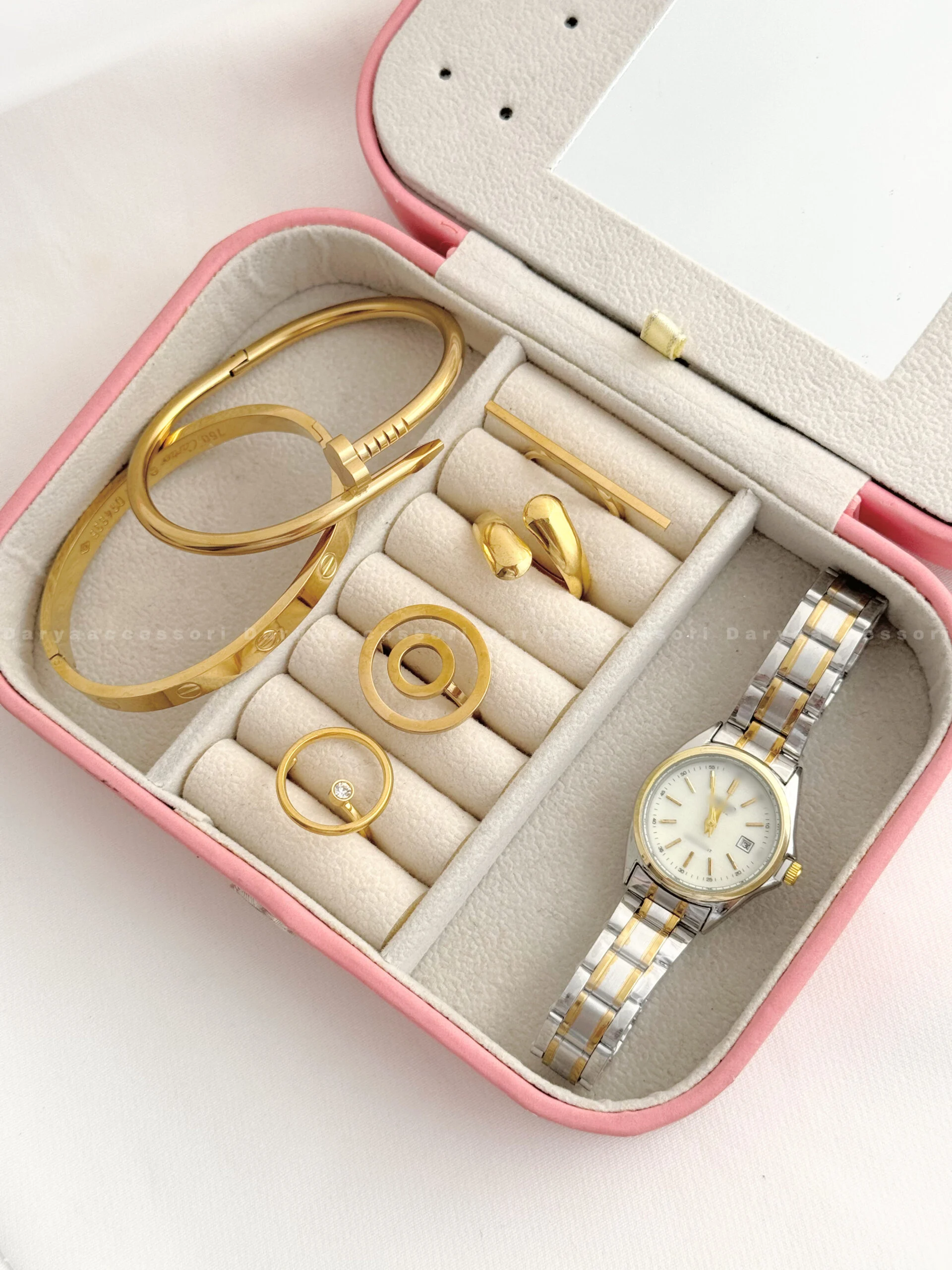 58CF7433-0A7C-4AE7-8EF6-625DA55C8474 انگشتر استیل طلایی 2324 - Image 1